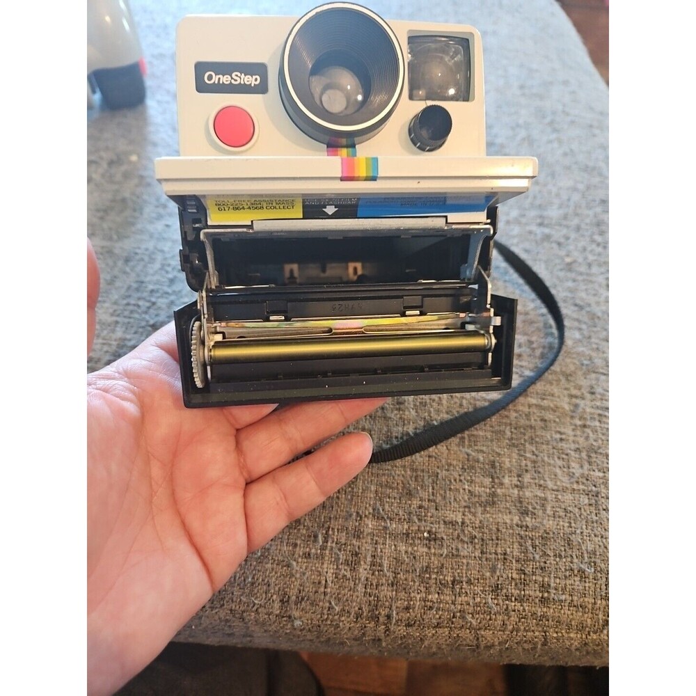 Vintage Original Polaroid SX-70 OneStep White Rainbow Stripe Land Camera & Film - Picture 3 of 3